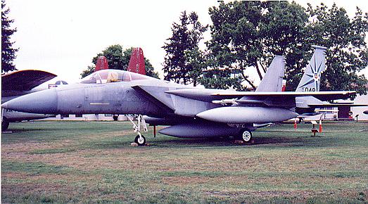 F-15--.jpg